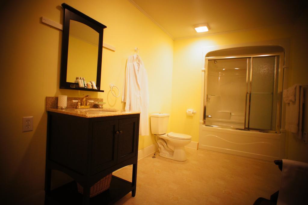 Bed & Breakfast On Frederick 4*