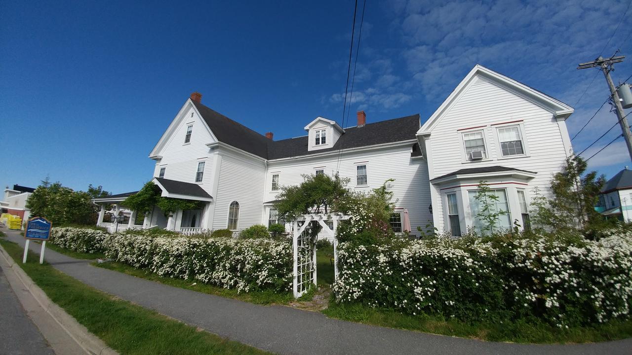 Bed & Breakfast On Frederick St. Andrews By The Sea